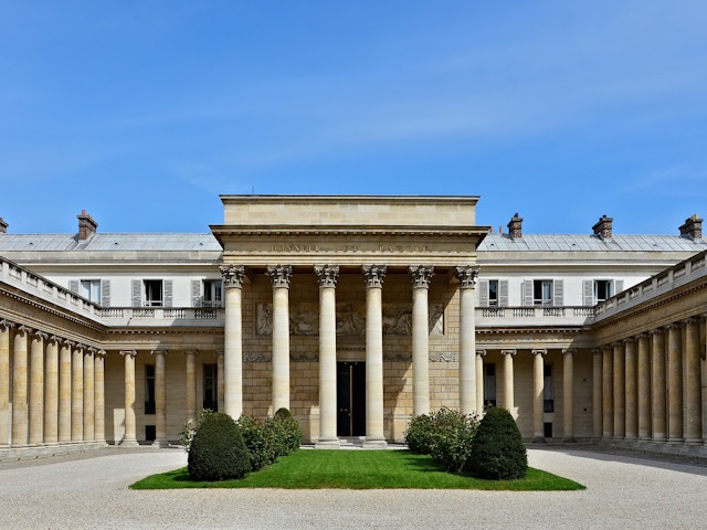 Cour du Palais de la Légion d'Honneur.