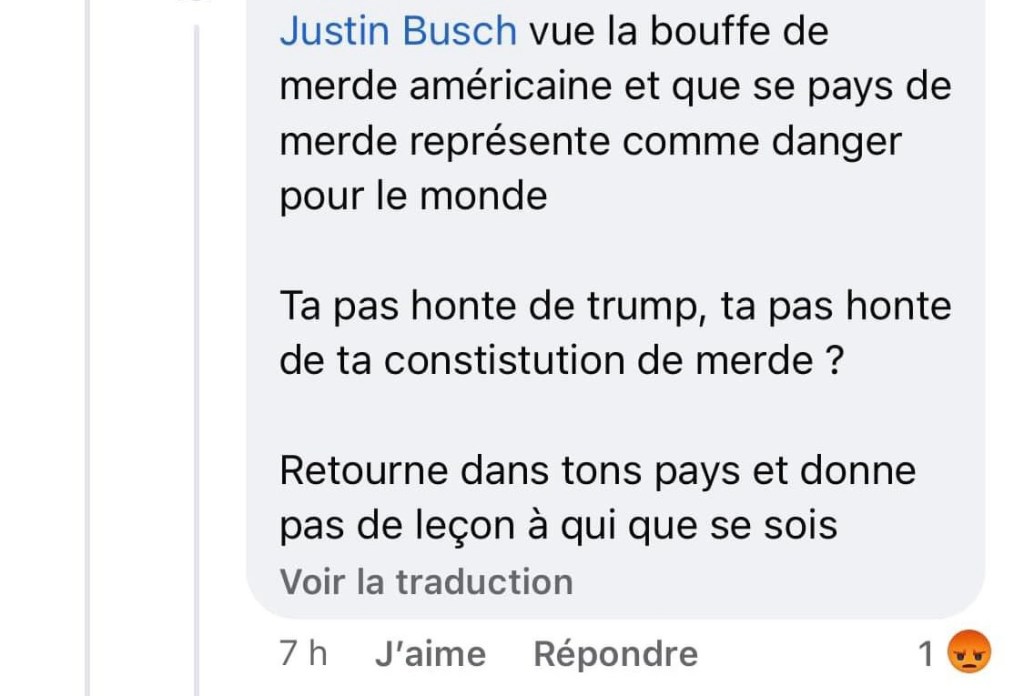 Capture d'écran d'un commentaire sur Facebook qui insulte la nourriture américaine et notre système de gouvernement en passant par moi