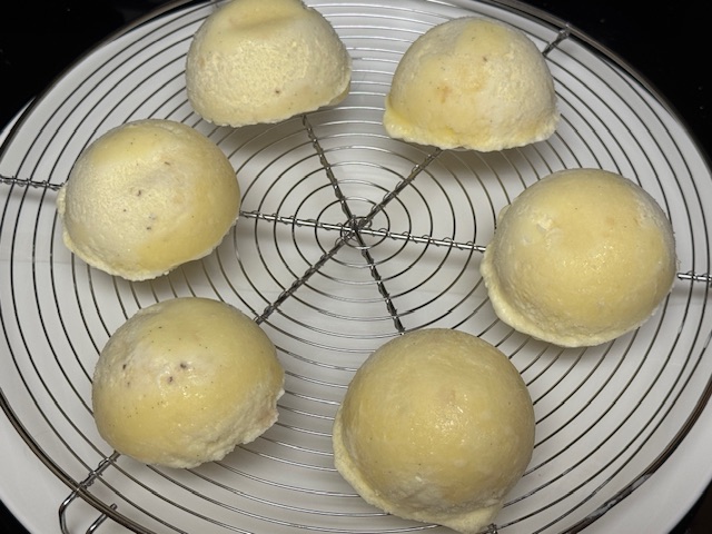 Boules de glace démoulés