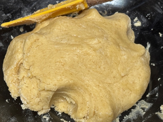 La pâte après avoir reçu tous les ingrédients secs