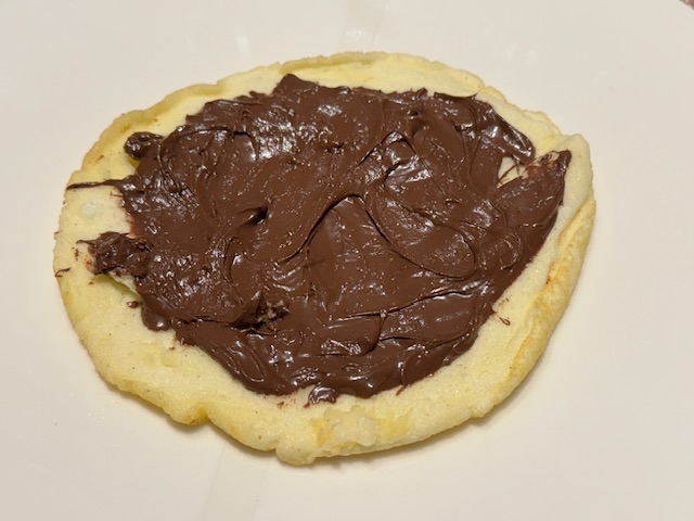 Crêpe avec pâte à tartiner