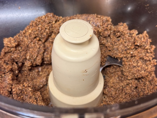 Pralin extrêmement fin, pas encore liquide. 