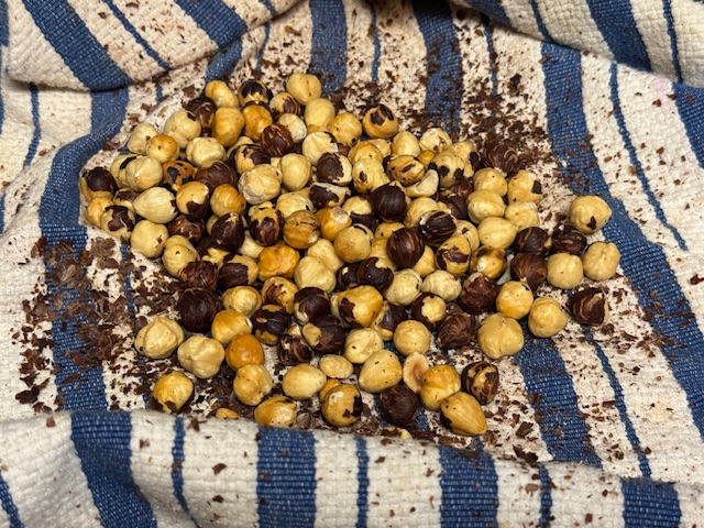 Noisettes après torréfaction 