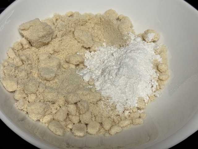 Poudre d'amanade et farine de blé