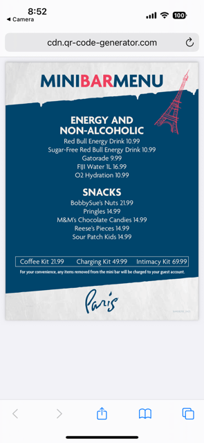 Liste des prix : 15 $ pour les bonbons ou les chips, 50 $ pour un câble USB-C, et 70 $ pour la « trousse d'intimité » (traduction hyper-littérale de ma part)