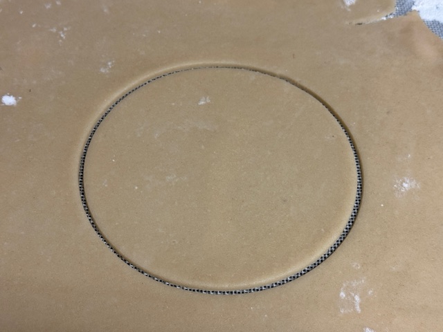 Disque de pâte coupé