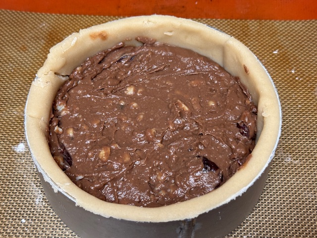 Crème chocolat-cerise dans le cercle