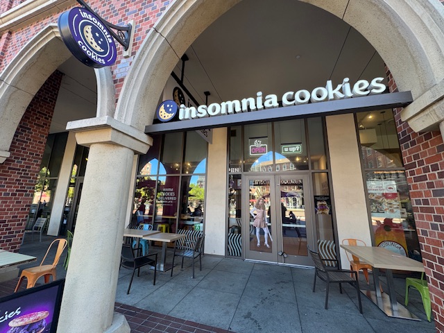 Boulangerie dite "Insomnia cookies"