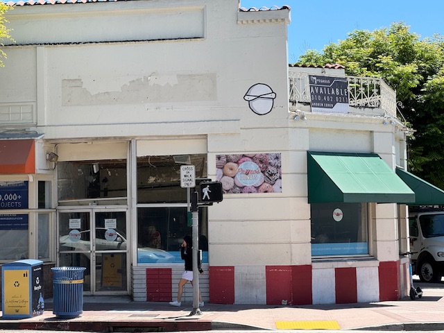 Ancien endroit de Stan's Donuts, vide