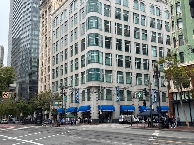 Ross, l'Emmaüs américain, mais pas à buts non-lucratifs