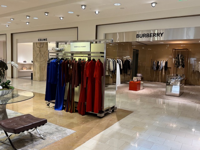 Vêtements de la marque britannique Burberry