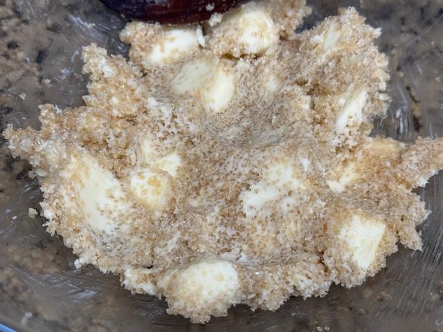 Un tas du mélange beurre et cassonade