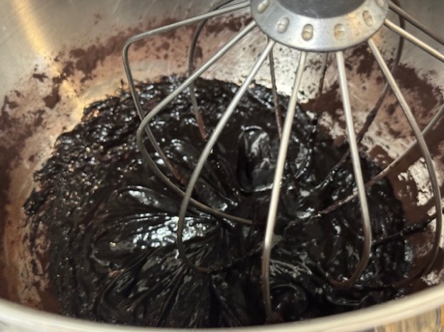 Mélange homogène et plutôt épais après l'avoir fouetté