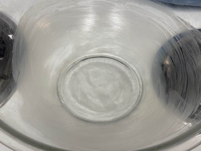 Saladier vide mais bien beurré