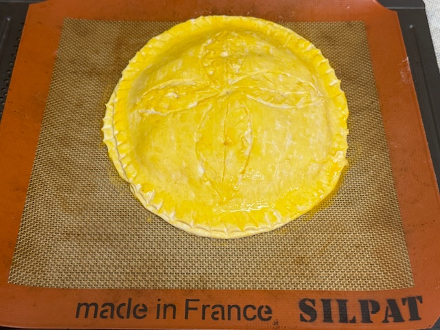 Galette après deuxième badigeonnement.