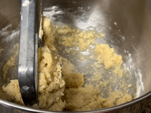 Pâte en gros-plan, tombant de la feuille