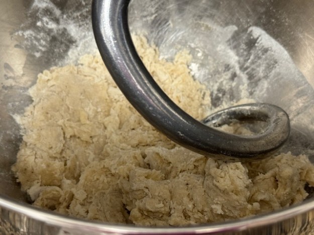 Pâte avec de grosses miettes