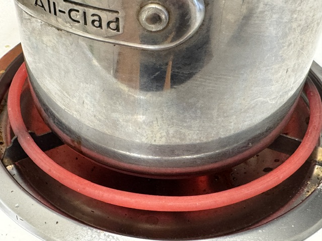 Bobine de cuisinière, TRÈS ROUGE