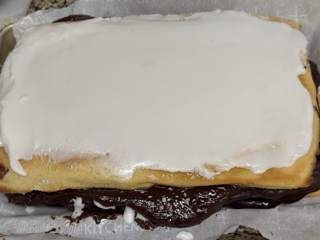 Gateau avec fondant partout. Rien n'est net