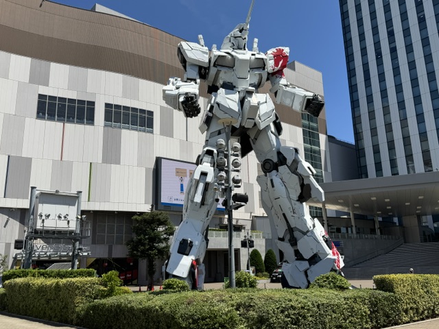 Gundam vu d'en face