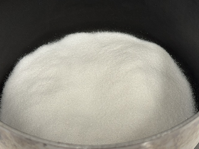 Sucre dans la casserole