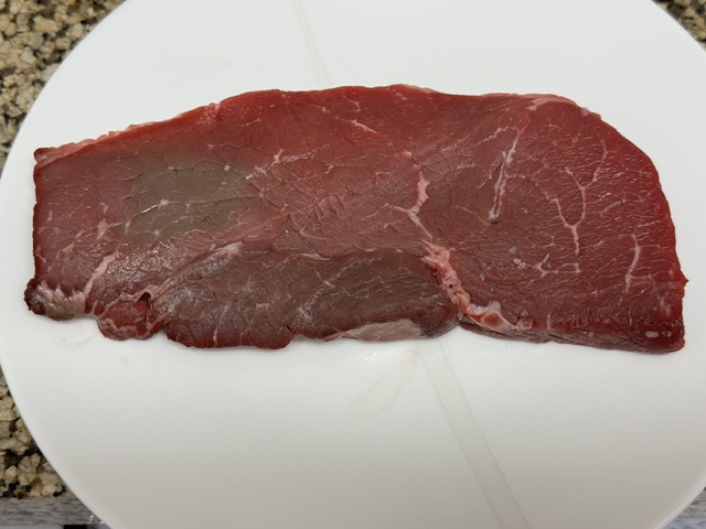Le steak entier avant de commencer 