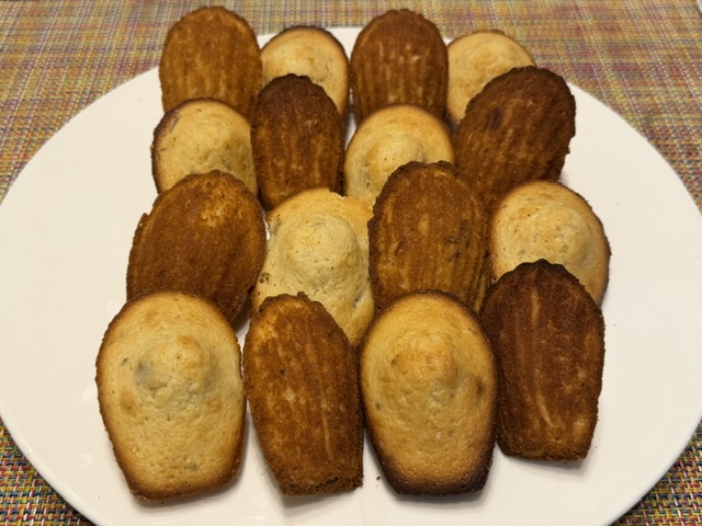 Madeleines au citron et aux amandes